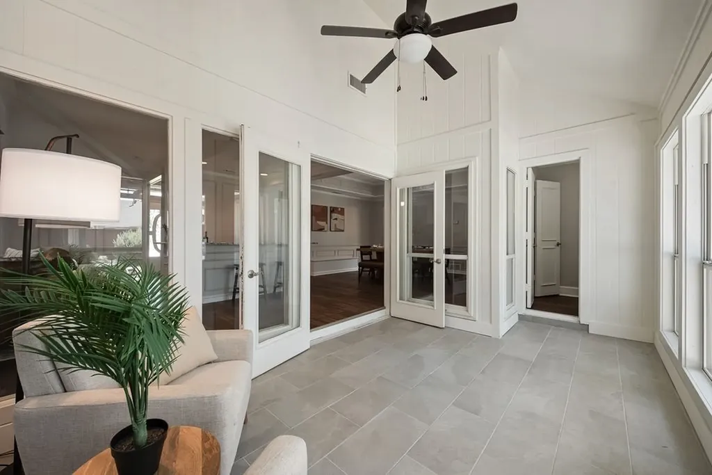 6010 La Cosa Drive Dallas TX 75248