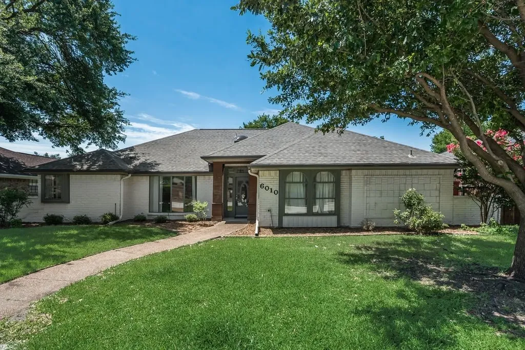 6010 La Cosa Drive Dallas TX 75248