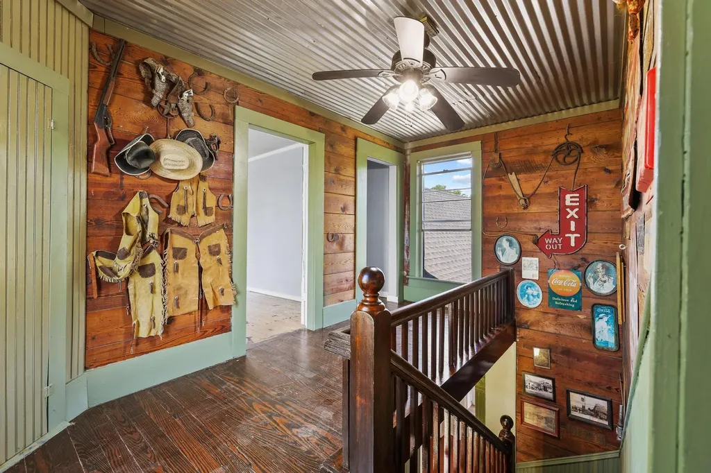 4453 Fm 902 Howe TX 75459