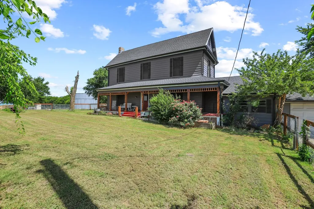 4453 Fm 902 Howe TX 75459