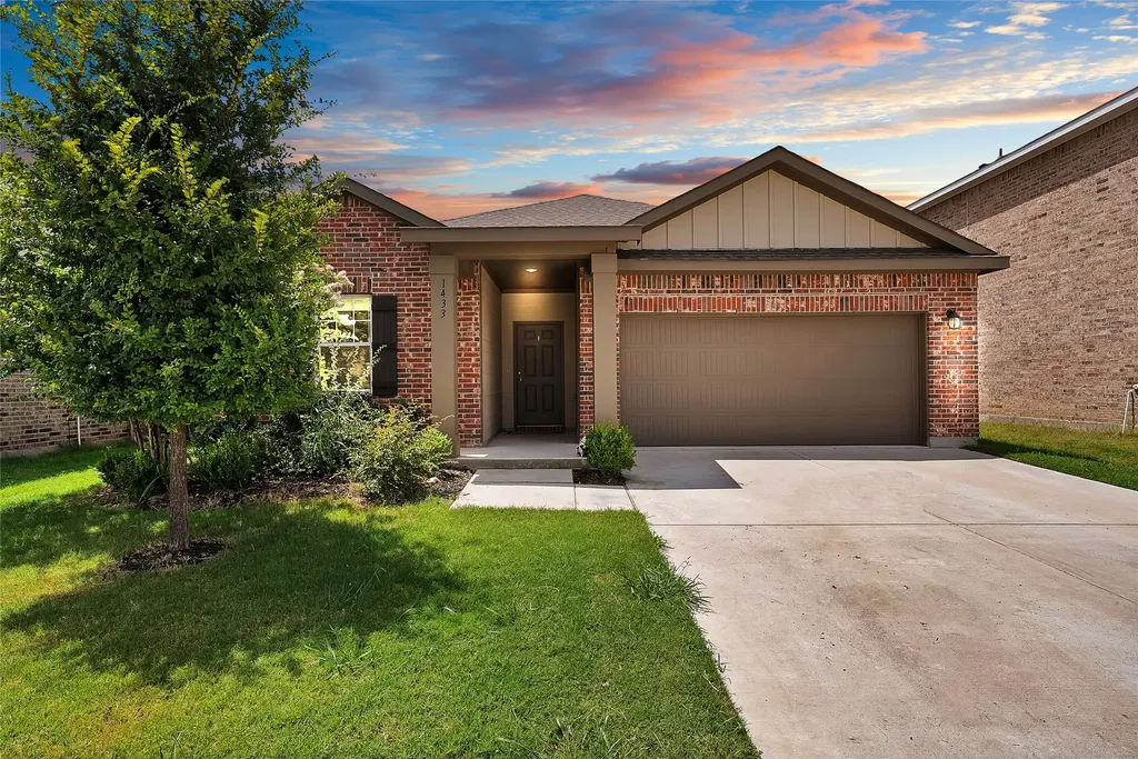 1433 Ancer Way Fort Worth TX 76052