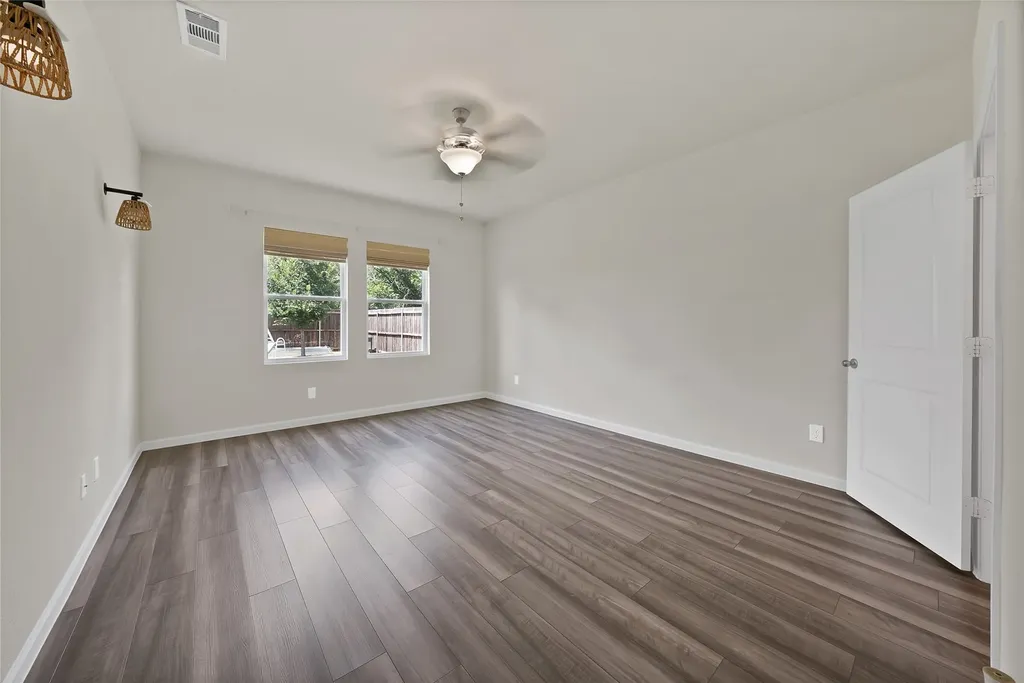 1433 Ancer Way Fort Worth TX 76052