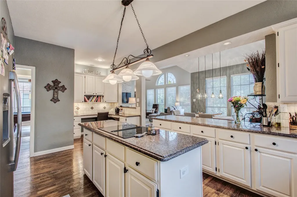 194 Chinaberry Way Coppell TX 75019