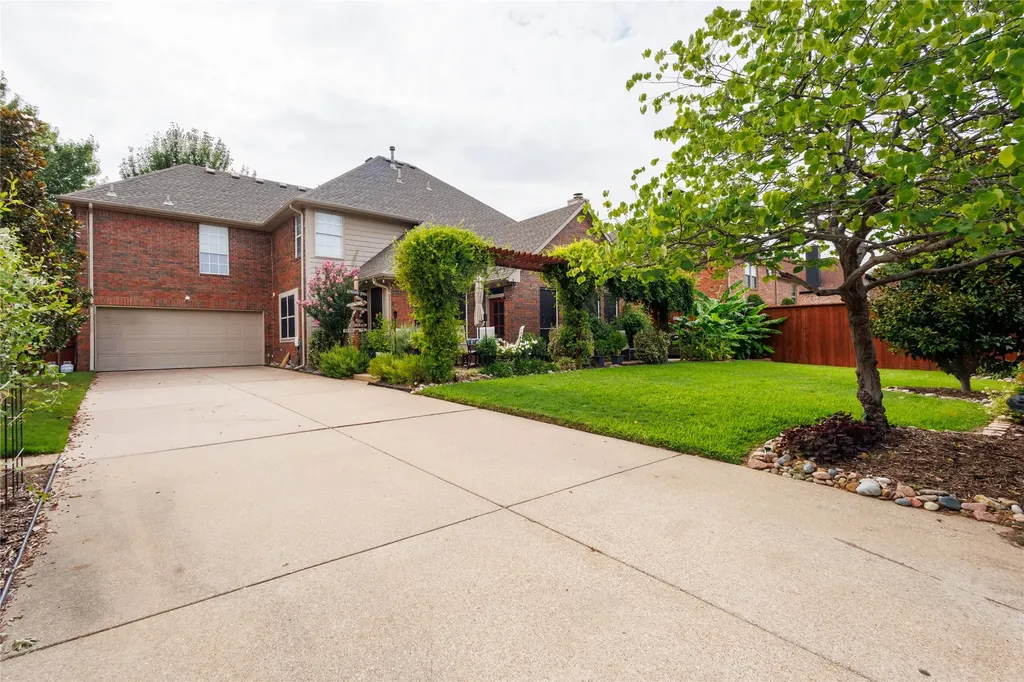194 Chinaberry Way Coppell TX 75019