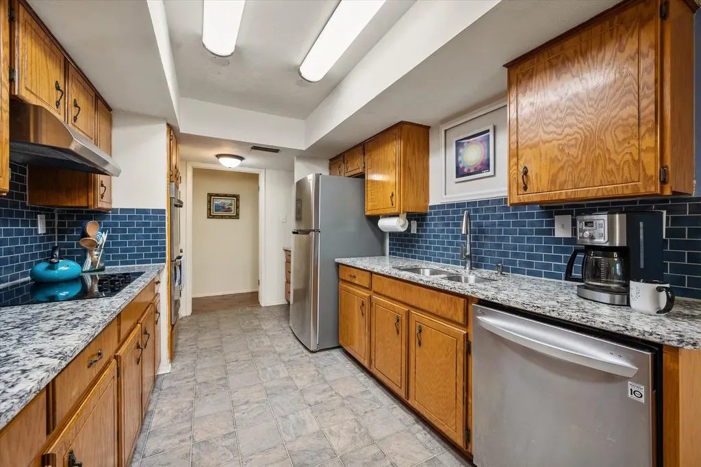 409 Colgate Court Arlington TX 76014