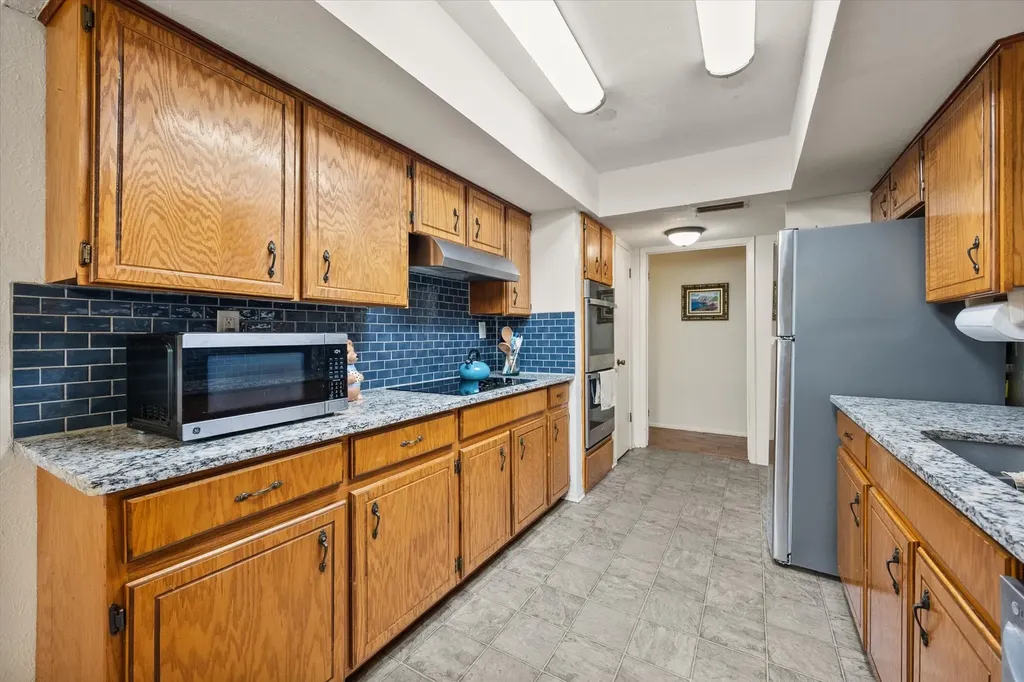 409 Colgate Court Arlington TX 76014