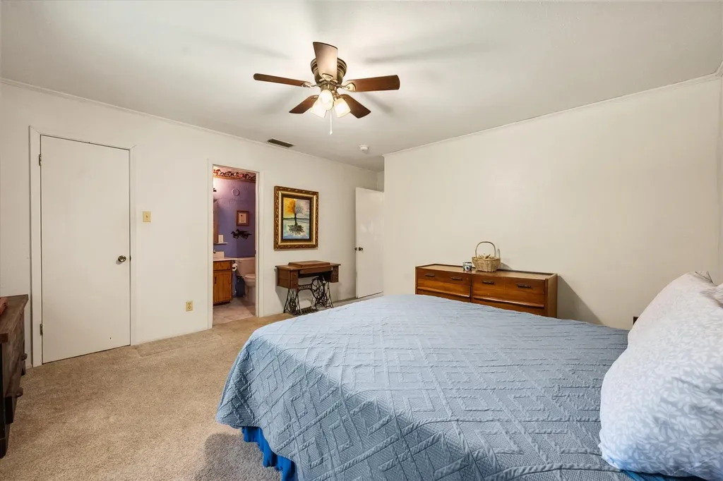 409 Colgate Court Arlington TX 76014