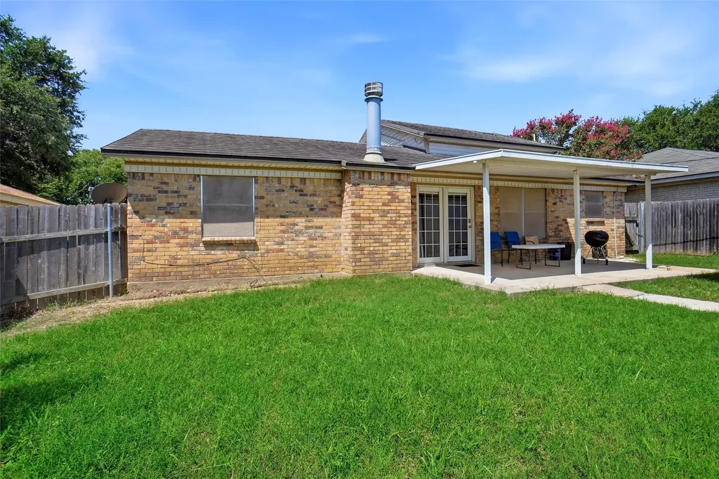 6516 Storm Drive Watauga TX 76148