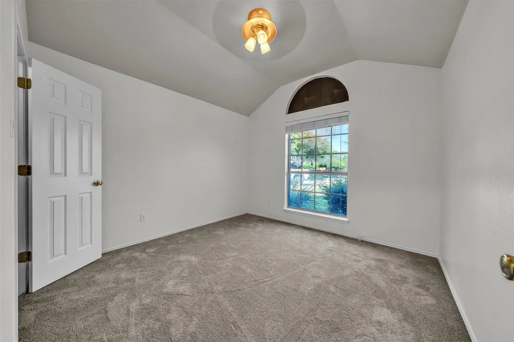 737 E Sheila Circle Joshua TX 76058
