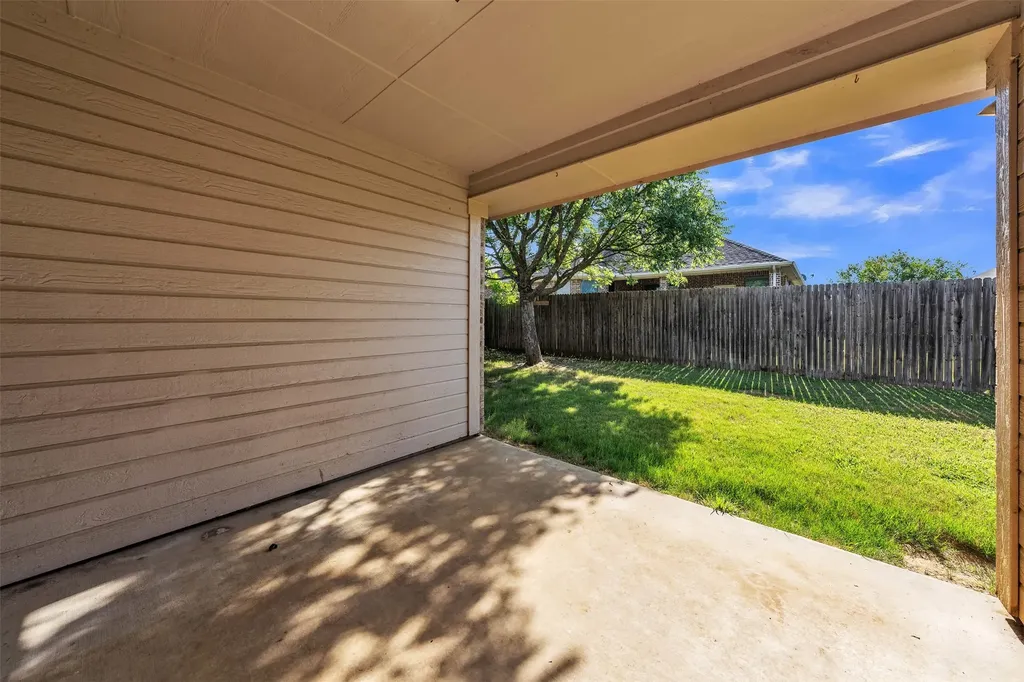 737 E Sheila Circle Joshua TX 76058