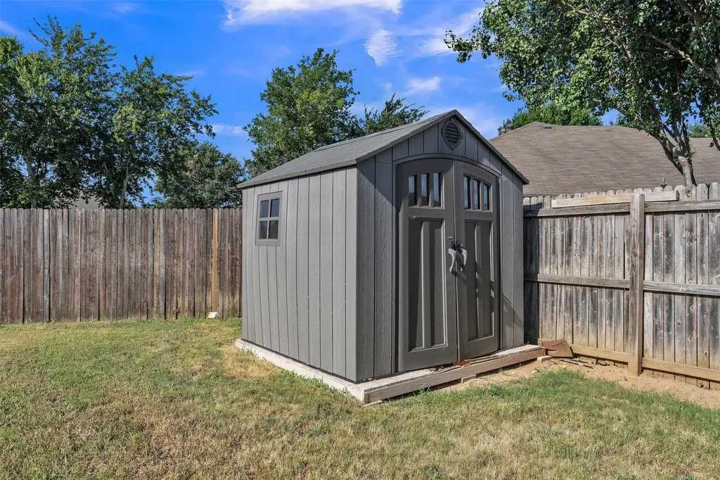 737 E Sheila Circle Joshua TX 76058