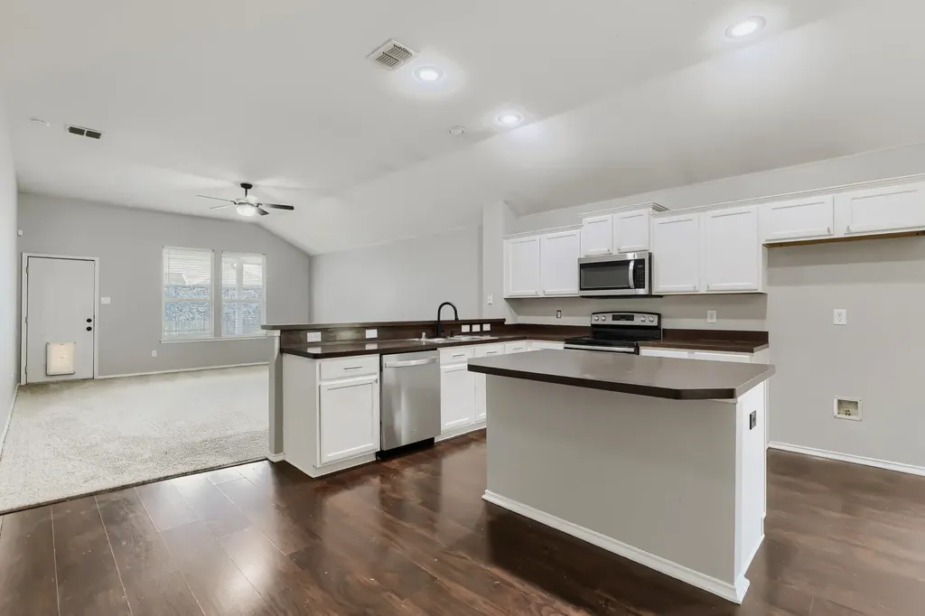 1028 Kimbro Drive Forney TX 75126