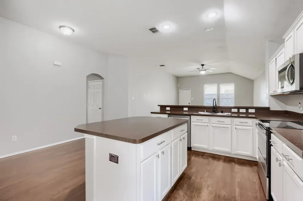 1028 Kimbro Drive Forney TX 75126