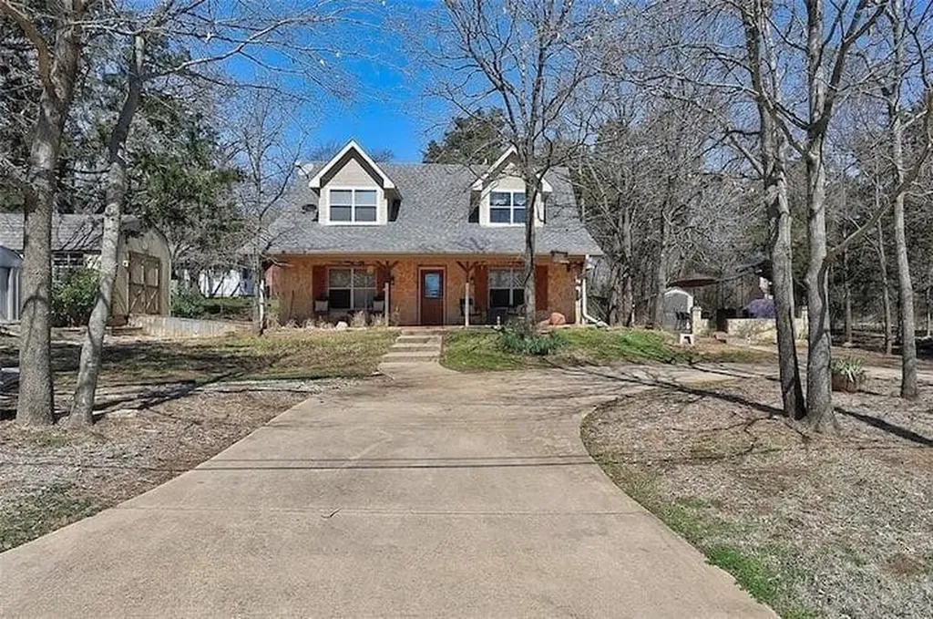 233 Castle Drive Pottsboro TX 75076