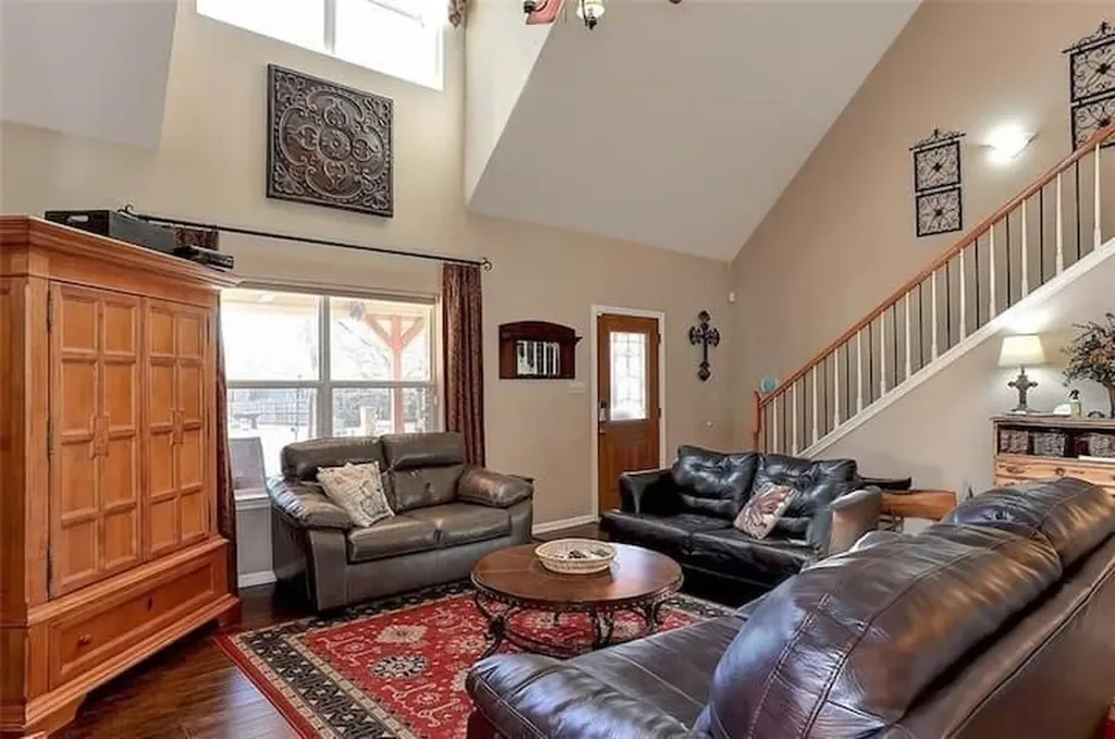 233 Castle Drive Pottsboro TX 75076