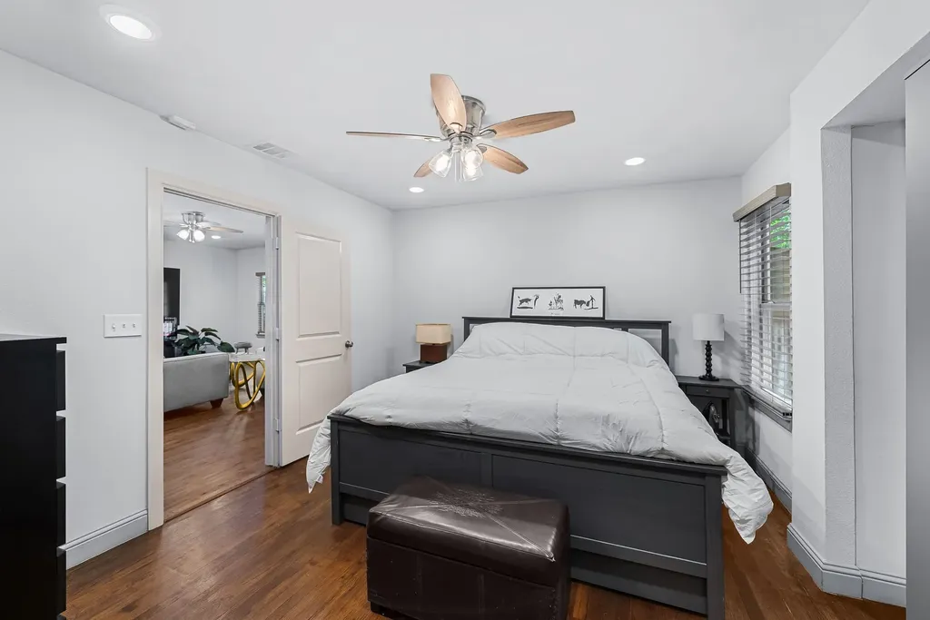 7518 Morton Street Dallas TX 75209