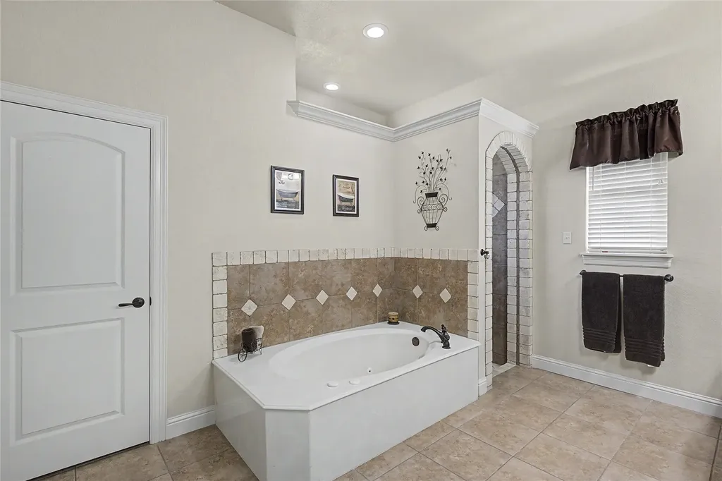 149 Meadow Arbor Drive Weatherford TX 76085