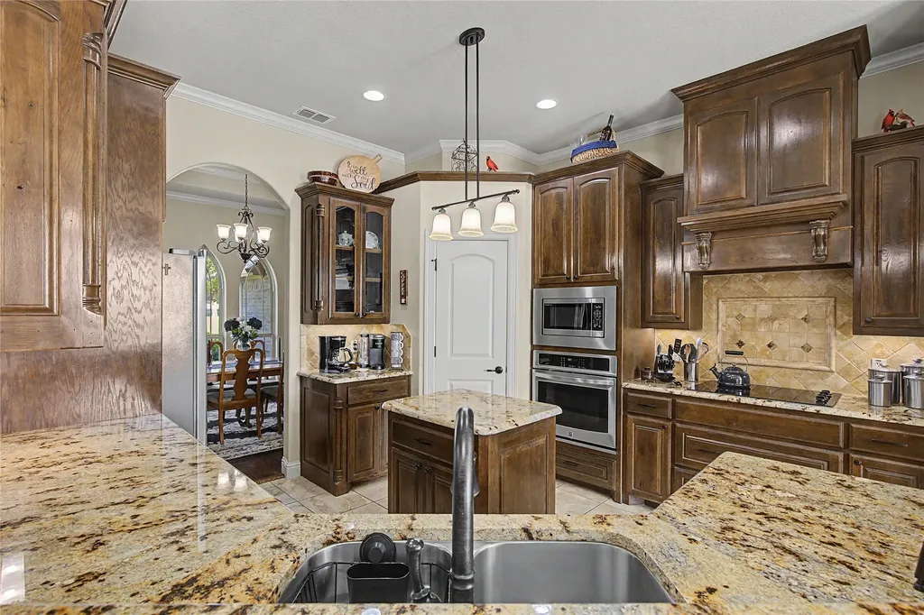 149 Meadow Arbor Drive Weatherford TX 76085
