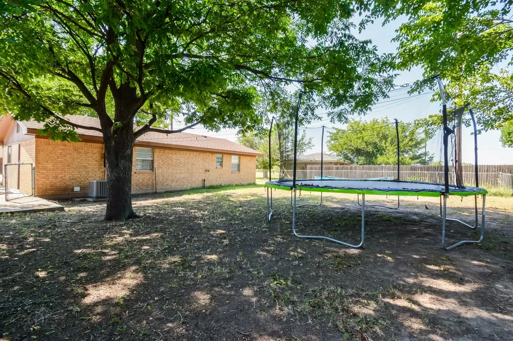 213 Field Street Clyde TX 79510