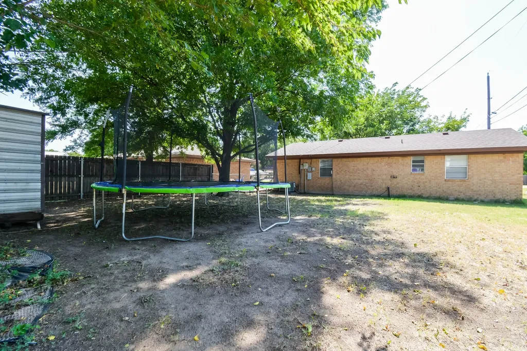 213 Field Street Clyde TX 79510
