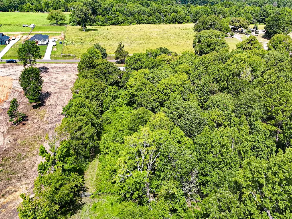 10375 County Road 338 Lindale TX 75771