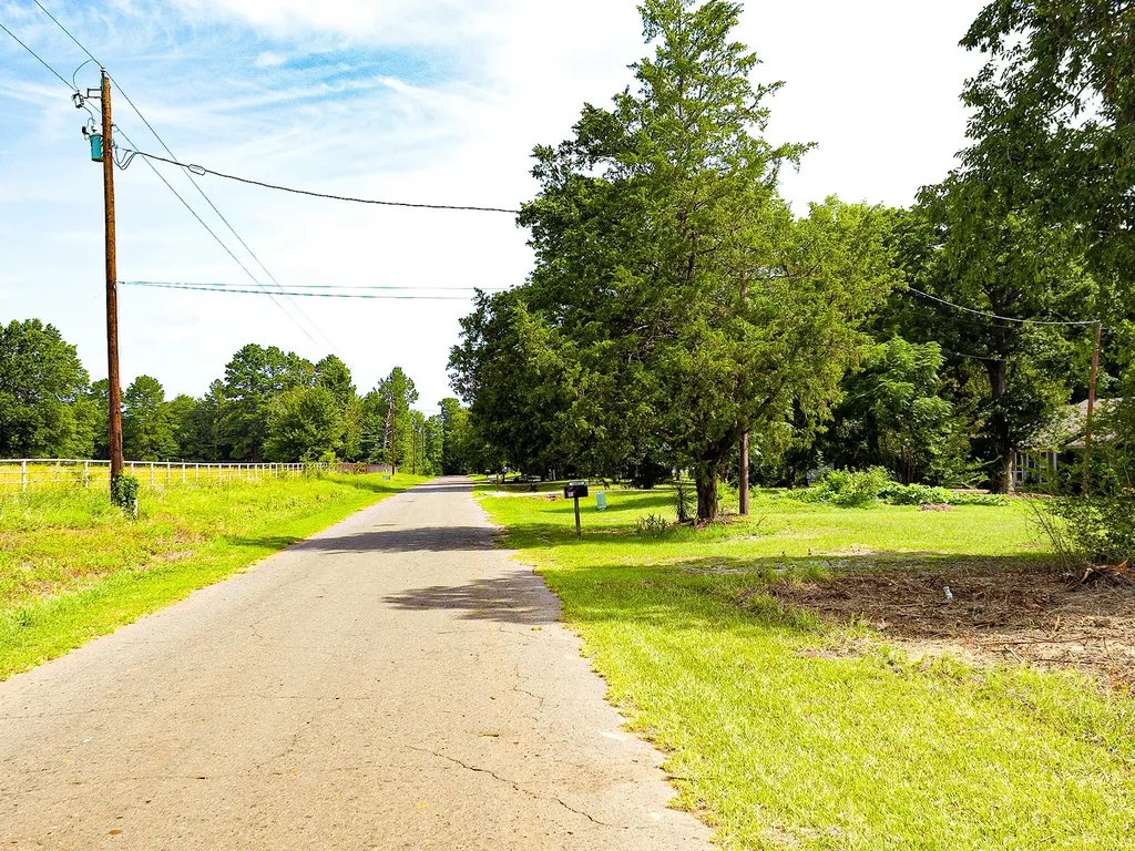 10375 County Road 338 Lindale TX 75771