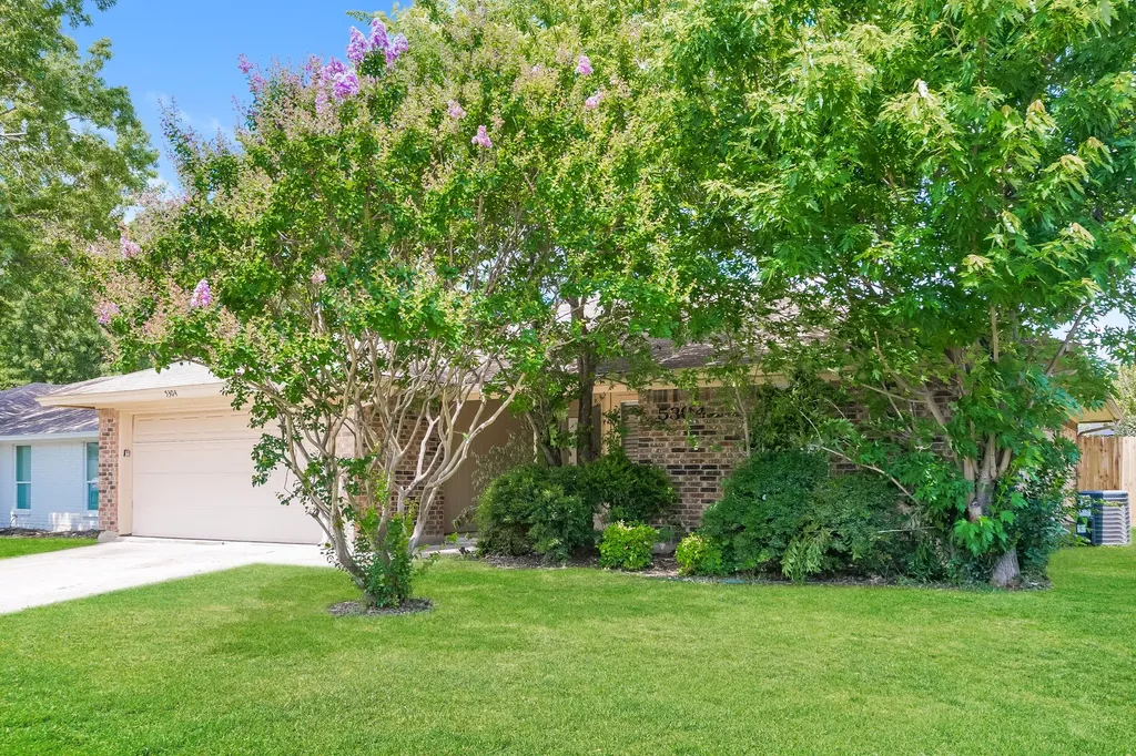5304 Tamarack Court Arlington TX 76018