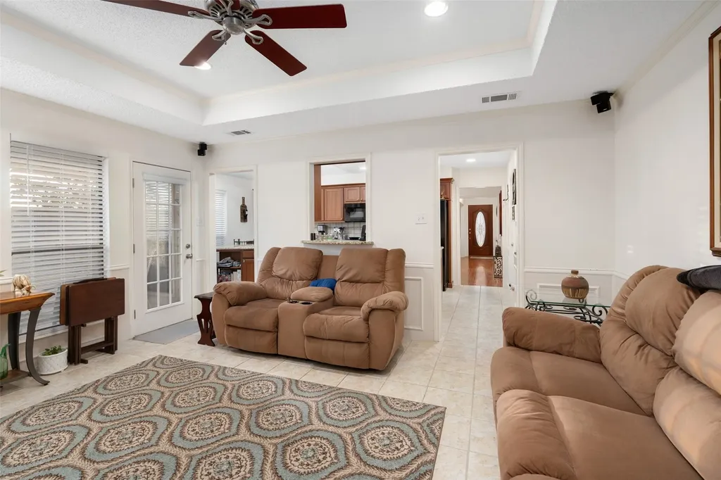 3708 Galloway Lane Carrollton TX 75007