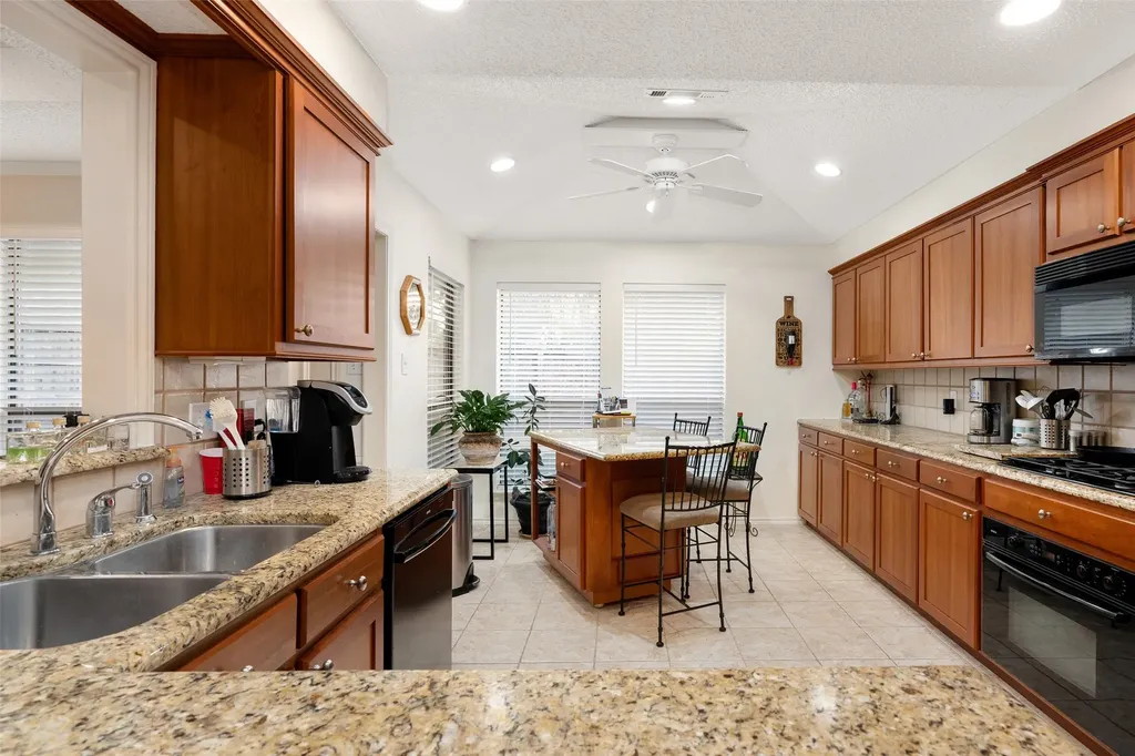 3708 Galloway Lane Carrollton TX 75007