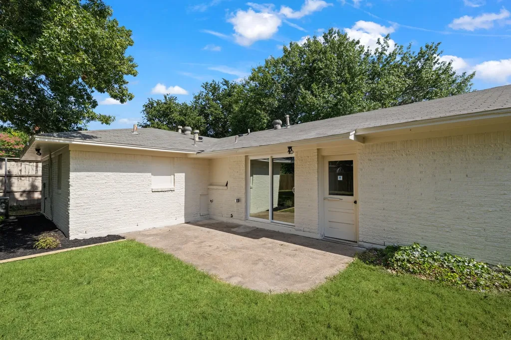 3161 Longmeade Drive Farmers Branch TX 75234