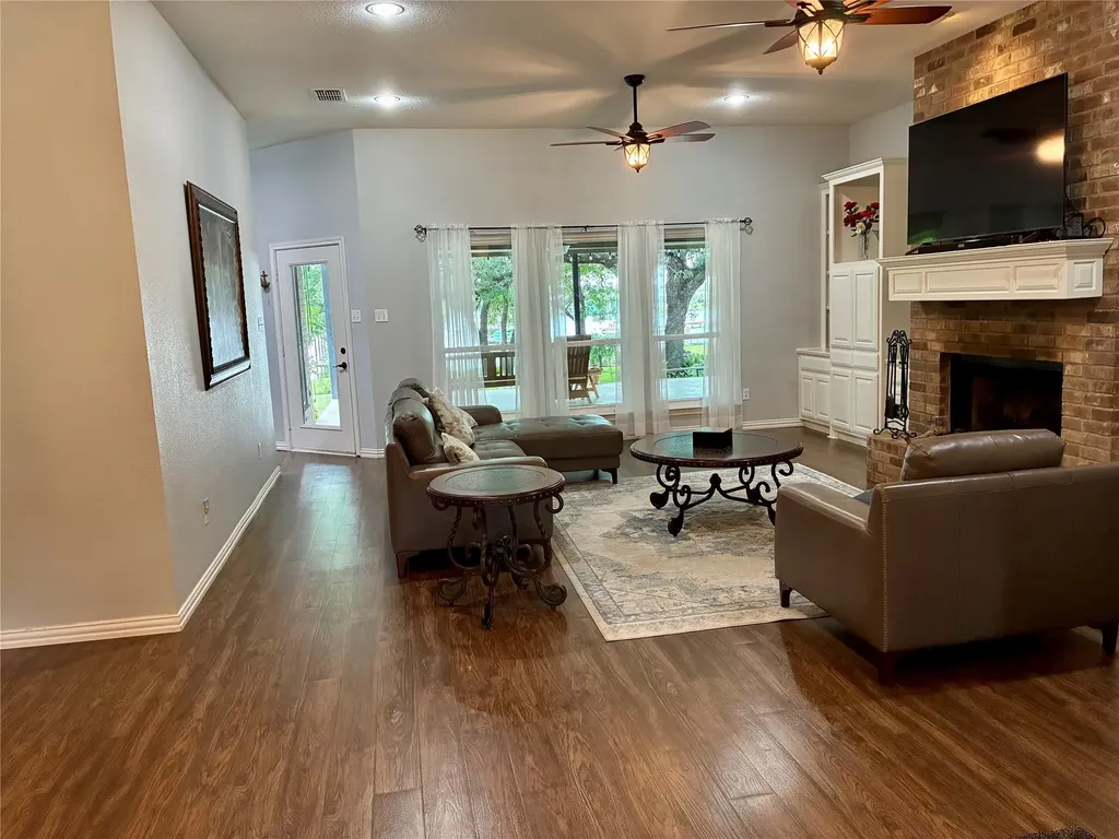 1408 Island Village Court Granbury TX 76048