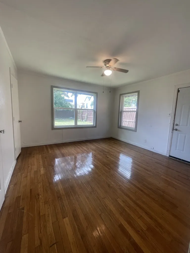 3819 Roseland Avenue Dallas TX 75204