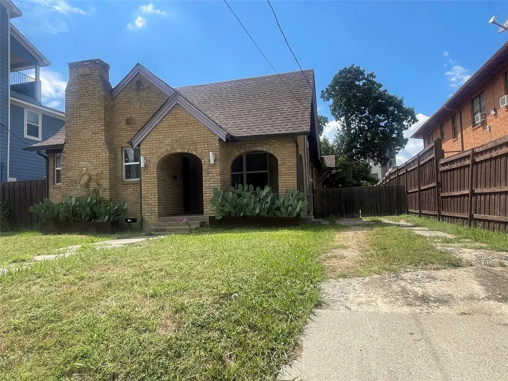 3819 Roseland Avenue Dallas TX 75204