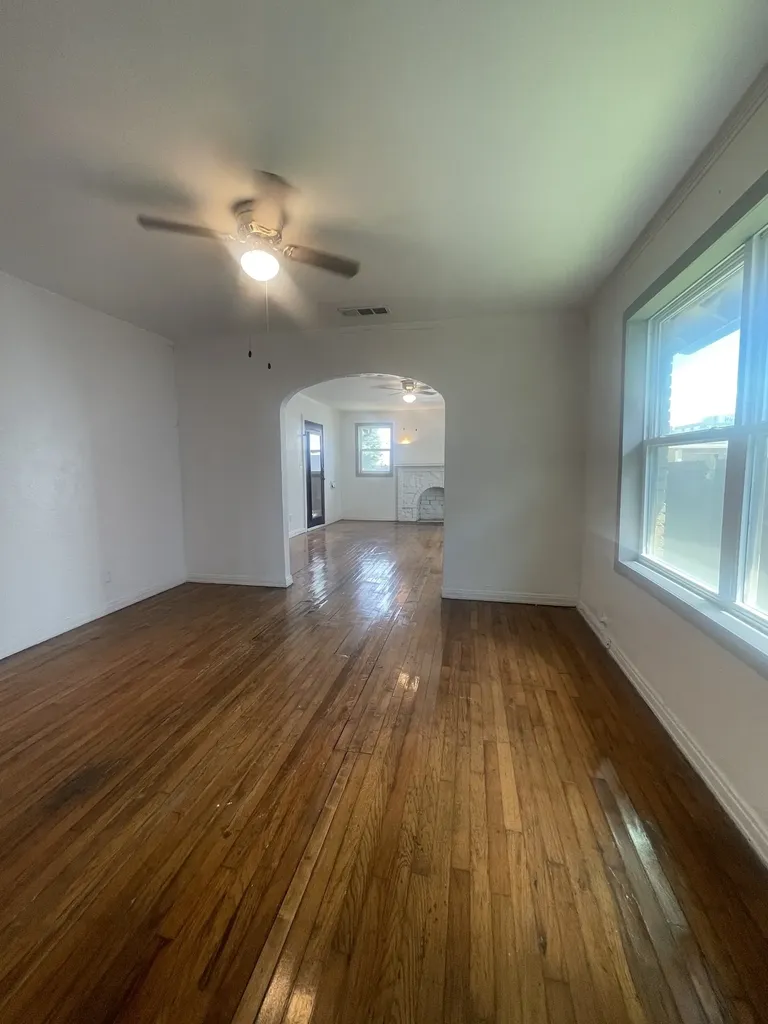 3819 Roseland Avenue Dallas TX 75204