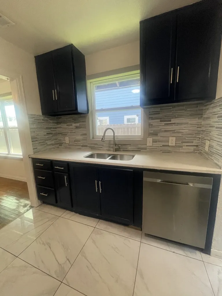 3819 Roseland Avenue Dallas TX 75204