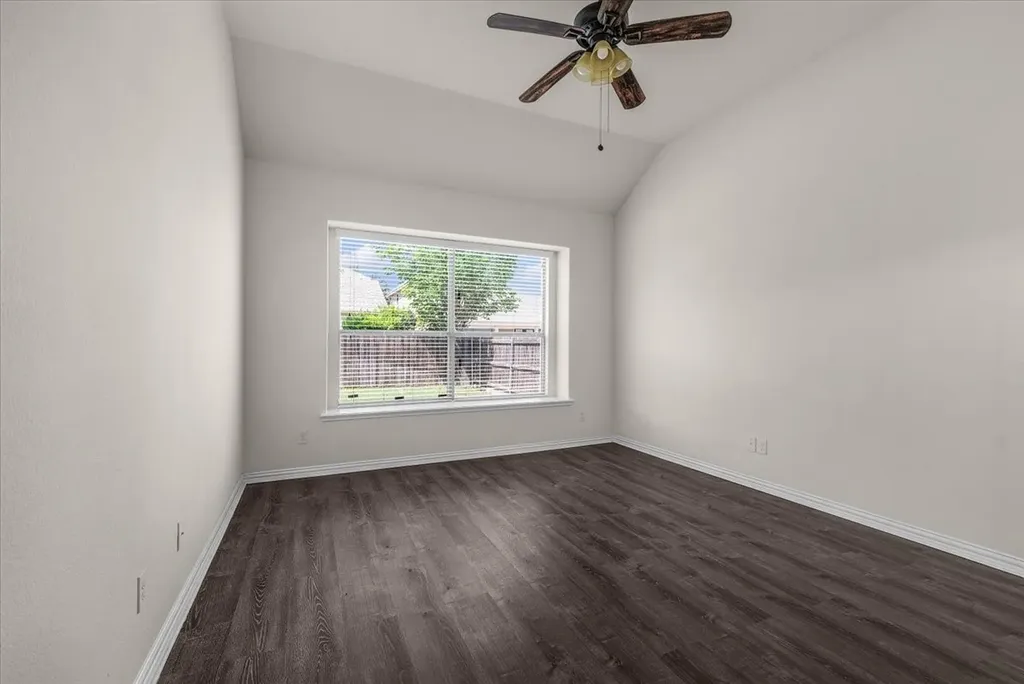1725 Birds Eye Road Fort Worth TX 76177