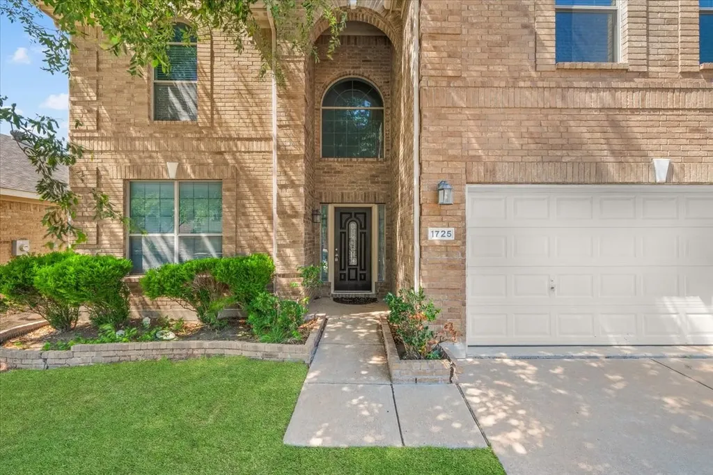 1725 Birds Eye Road Fort Worth TX 76177