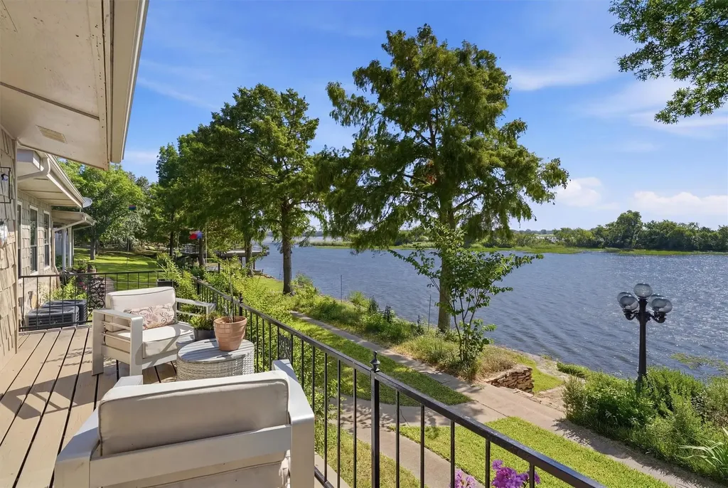 3218 Sunrise Court Granbury TX 76048
