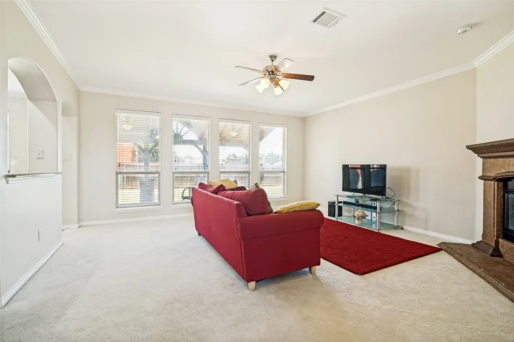 1686 Tannerson Drive Rockwall TX 75087