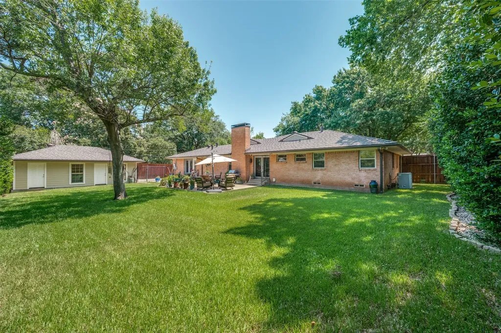 10411 Gooding Drive Dallas TX 75229