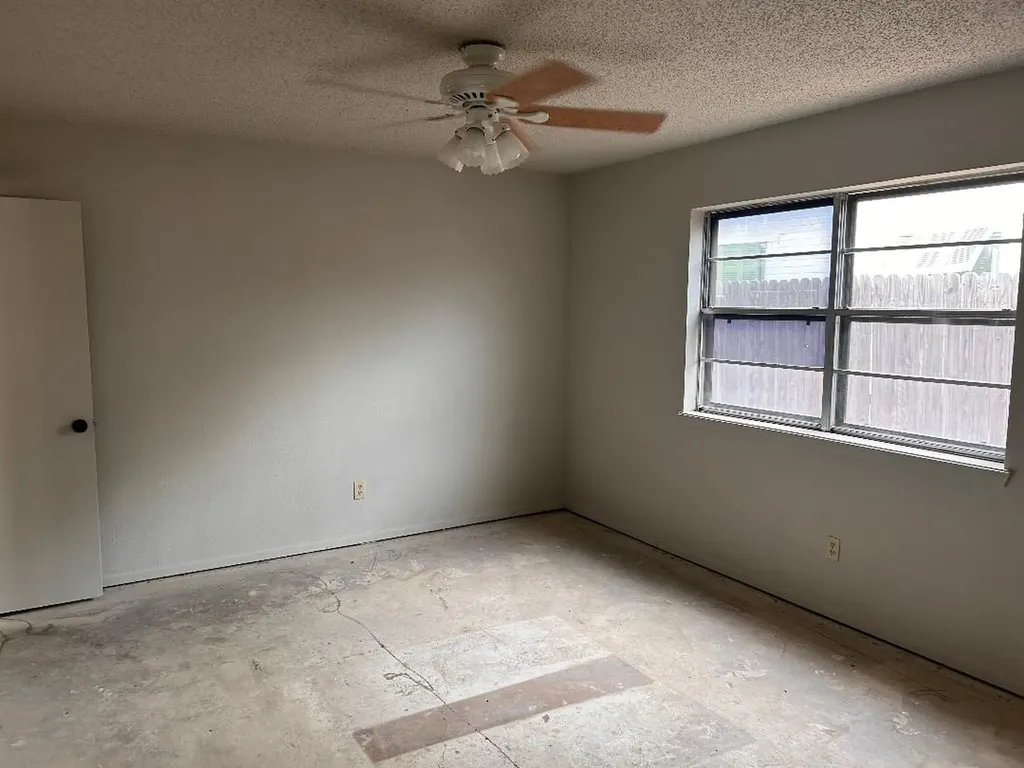 1707 15th Street Mineral Wells TX 76067
