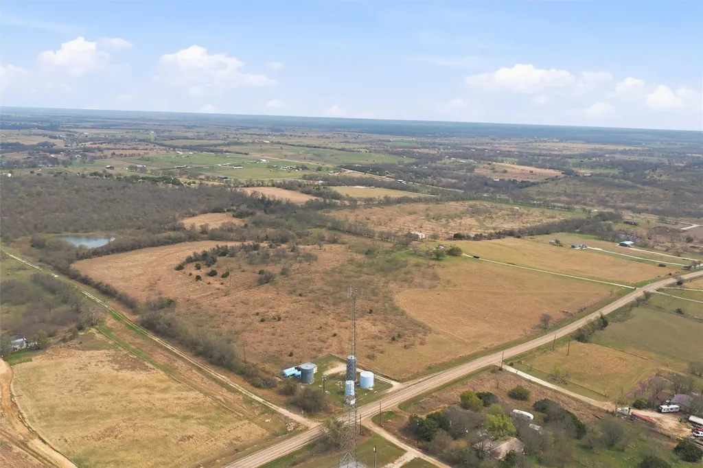 40.040 Acres Of 8212 Eddy Gatesville Parkway Moody TX 76557
