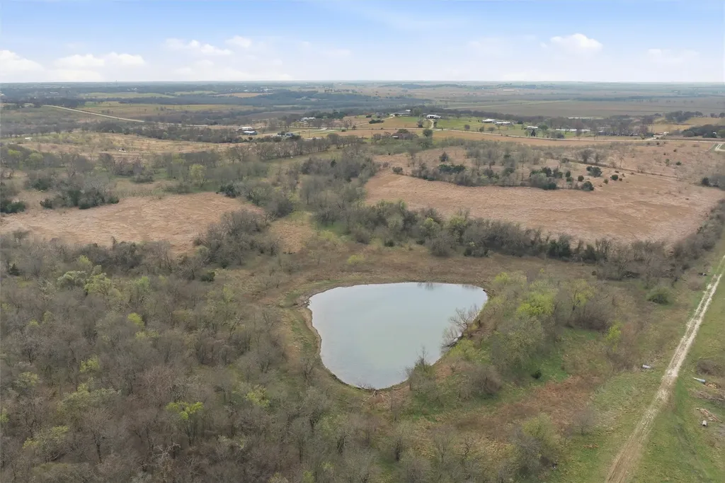 40.040 Acres Of 8212 Eddy Gatesville Parkway Moody TX 76557