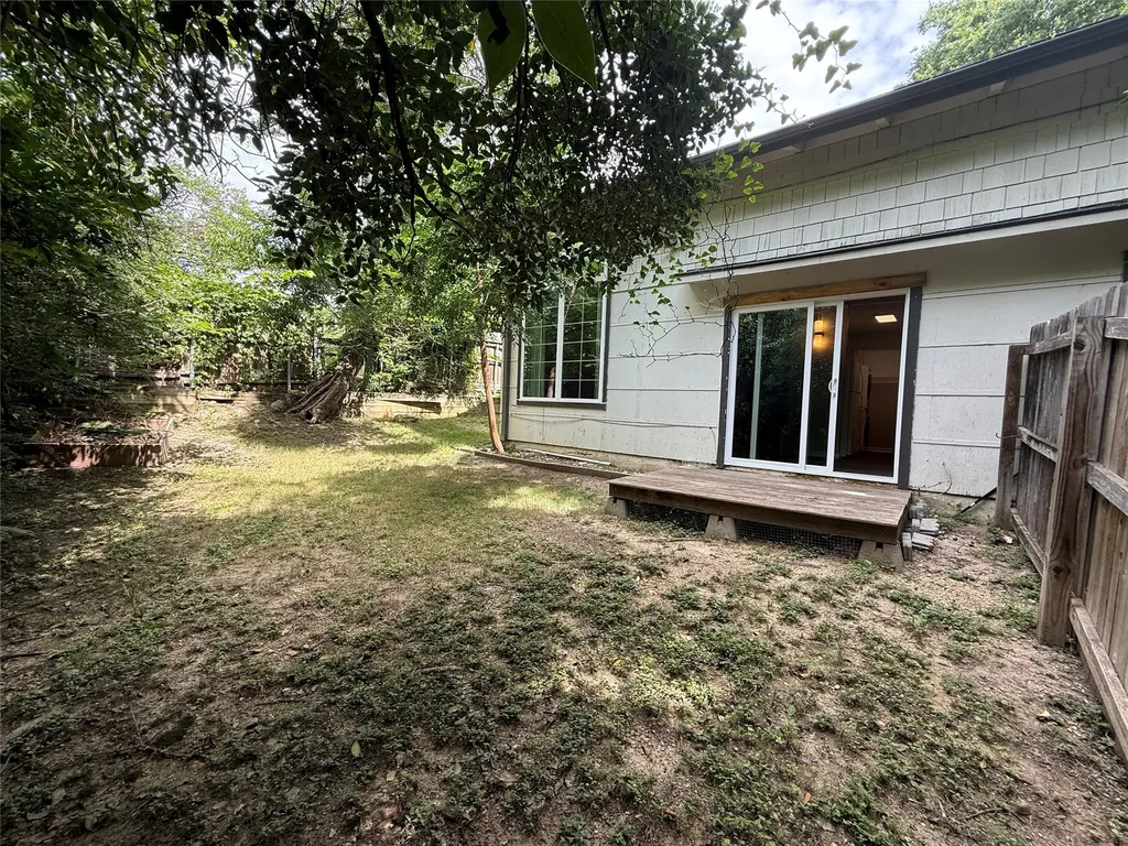 5301 Lovell Avenue Fort Worth TX 76107