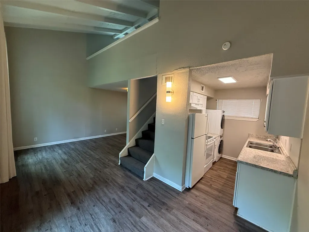 5301 Lovell Avenue Fort Worth TX 76107