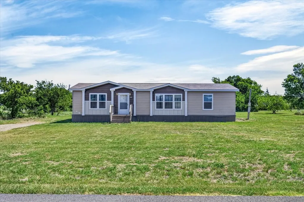 1129 Ragsdale Street Terrell TX 75160