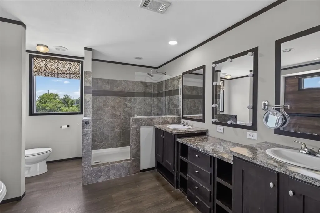 1129 Ragsdale Street Terrell TX 75160