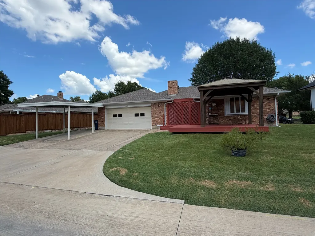 910 Village Green Drive Rockwall TX 75087