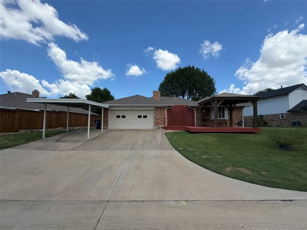 910 Village Green Drive Rockwall TX 75087