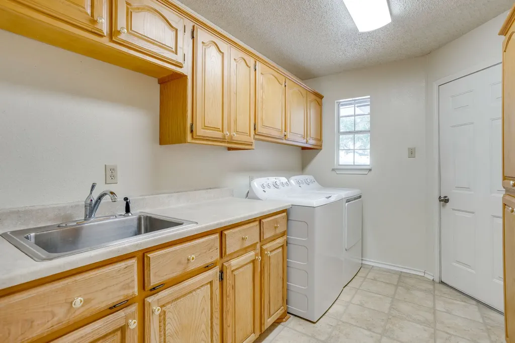 22011 Pebble Drive Whitney TX 76692